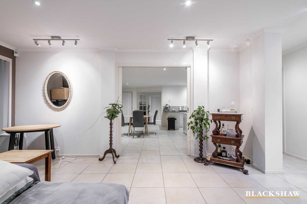 302 Anthony Rolfe Avenue Gungahlin