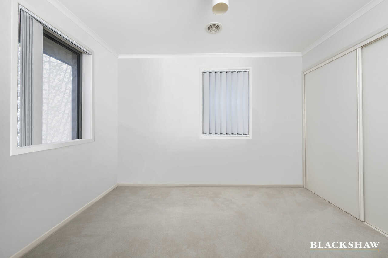 302 Anthony Rolfe Avenue Gungahlin