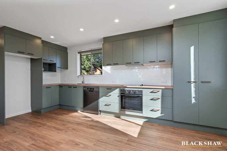 12 Chambers Street Latham 12 Chambers Street Latham