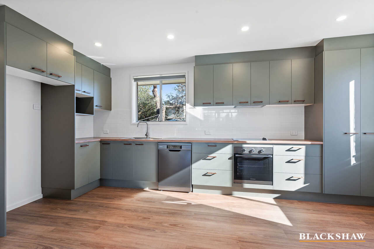12 Chambers Street Latham