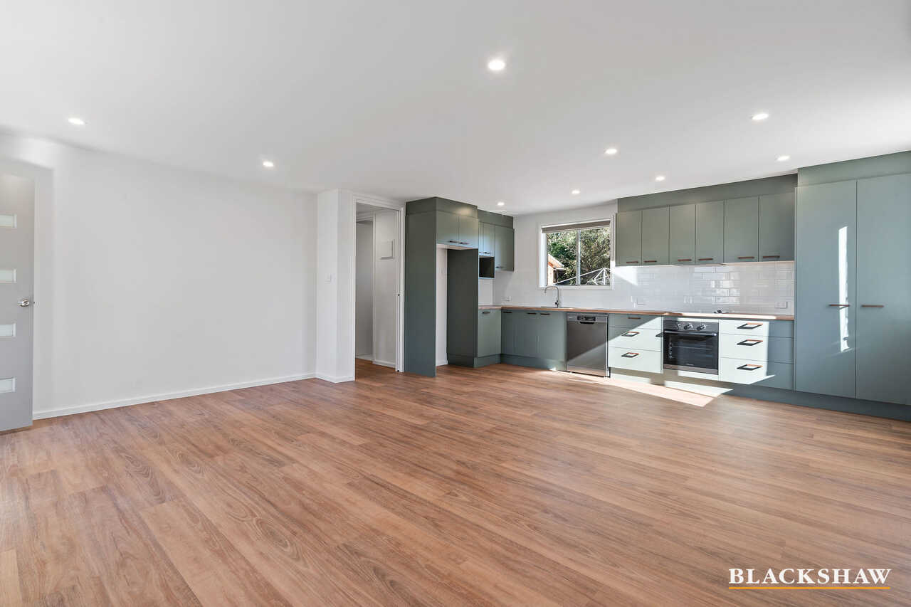 12 Chambers Street Latham