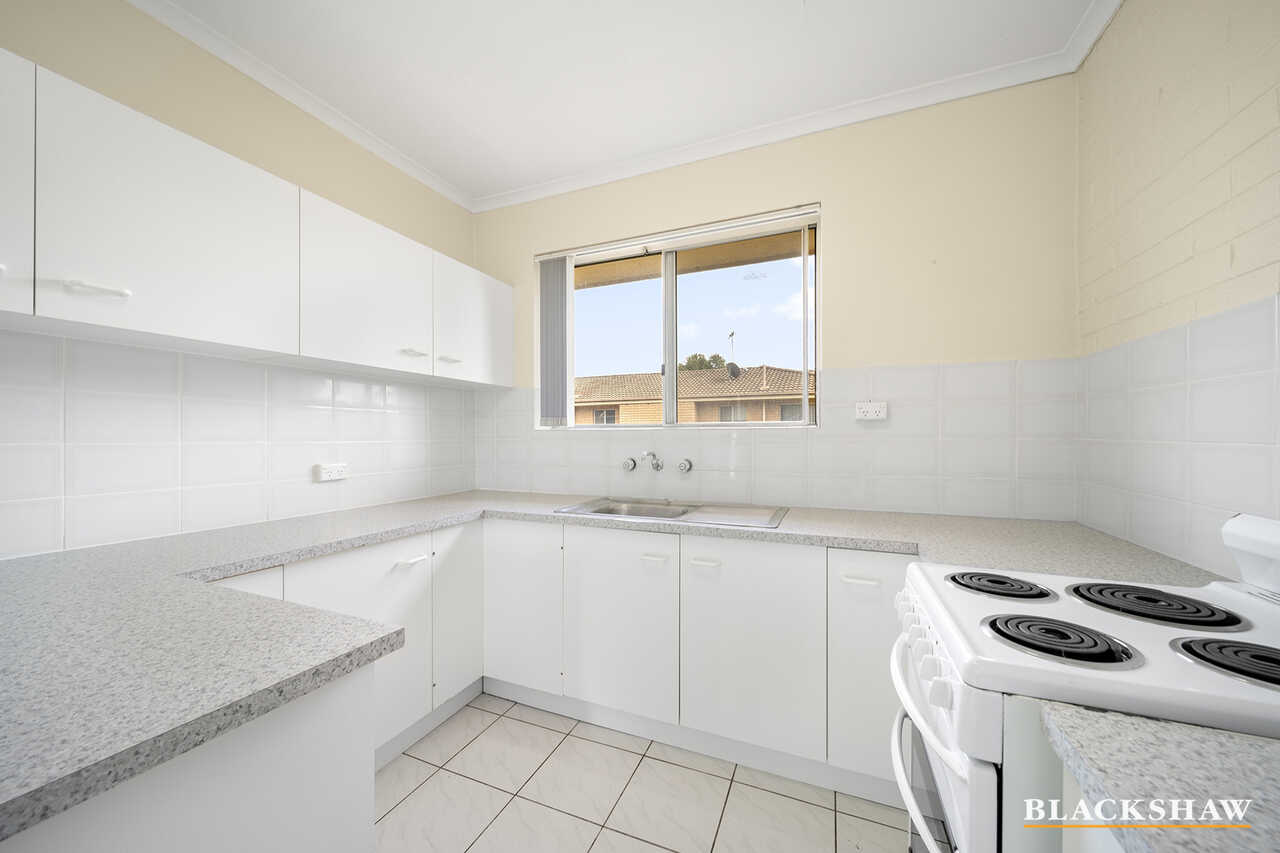 15/63 Molonglo Street Queanbeyan