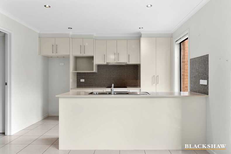 9/20 Helpmann Street Bonython