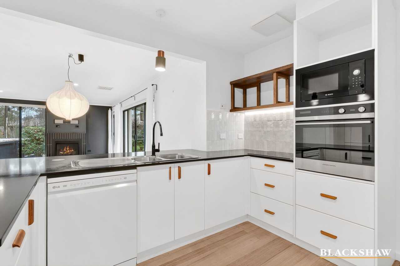 31 Blackwood Terrace, Holder, Holder - Thumbnail 4