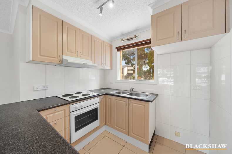 2/17 Campbell Street Queanbeyan