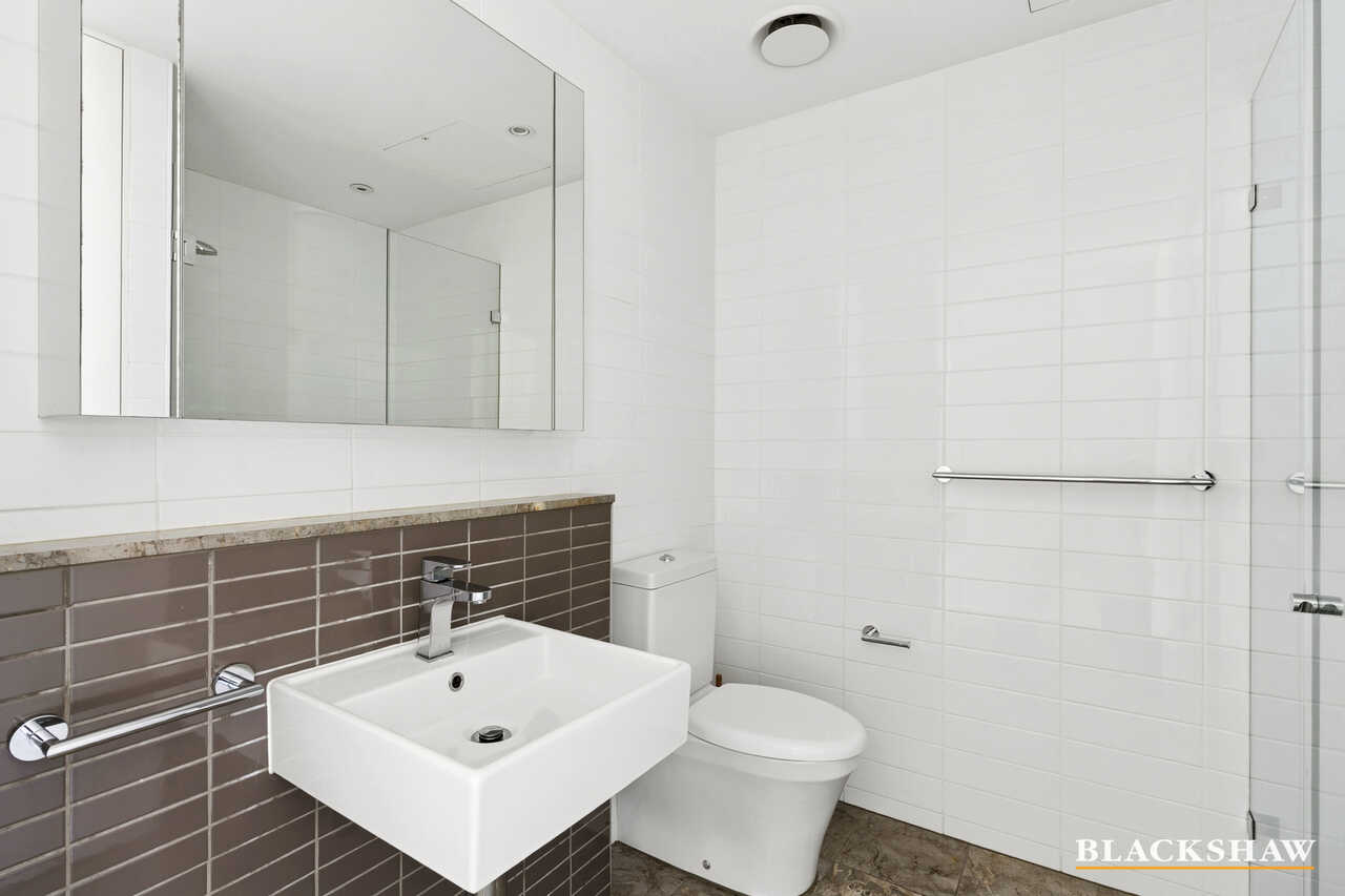 119/22 Eyre Street Kingston