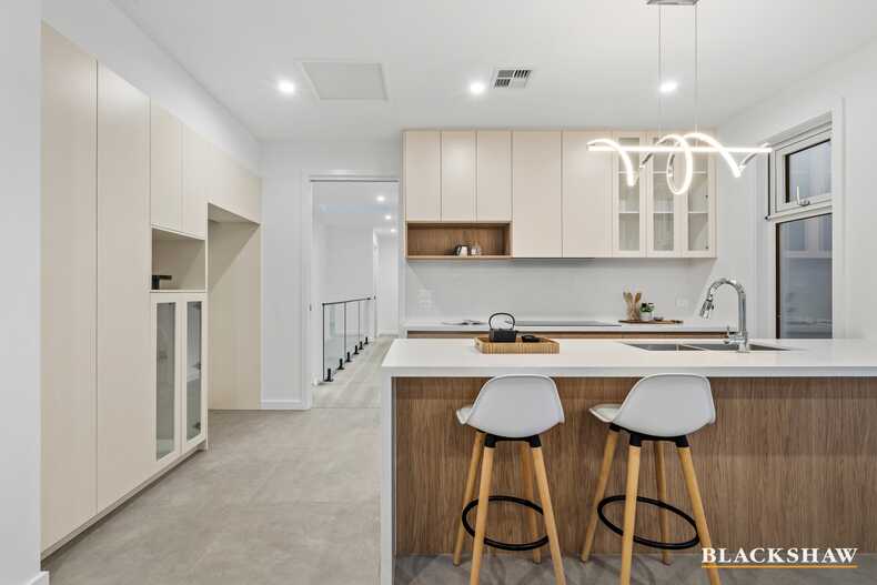 27 Malcolm Cole Terrace  Whitlam