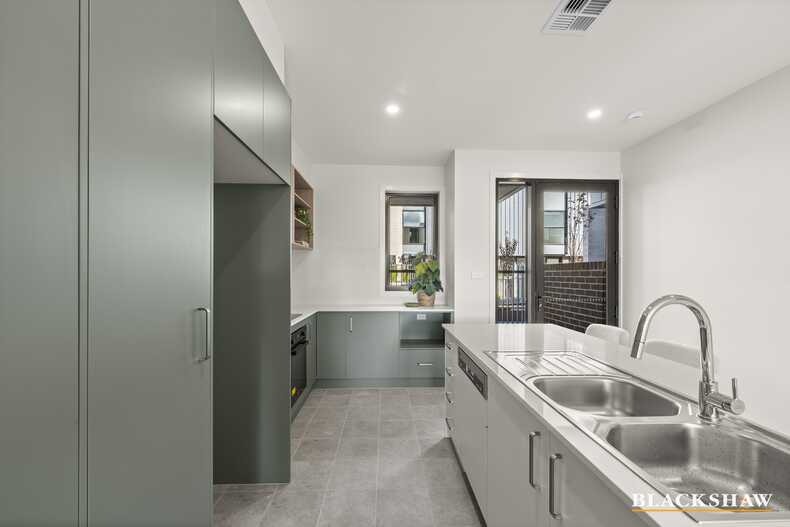 17/75 Kate Crace Street Gungahlin