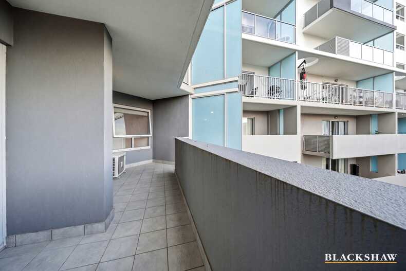 301/17 Dooring Street Braddon
