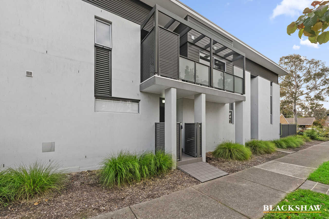 4/17 Higgins Place Higgins