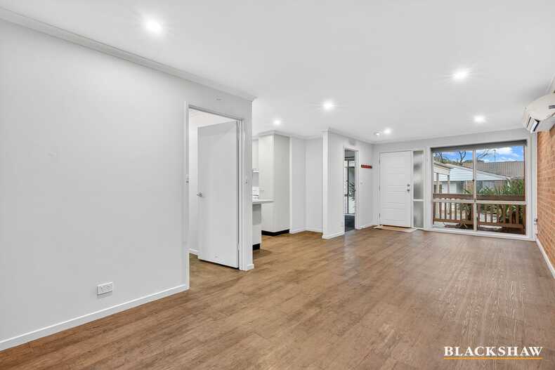 18/24 Beazley Crescent Calwell