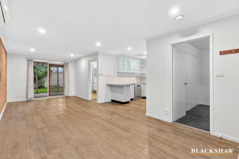 18/24 Beazley Crescent Calwell