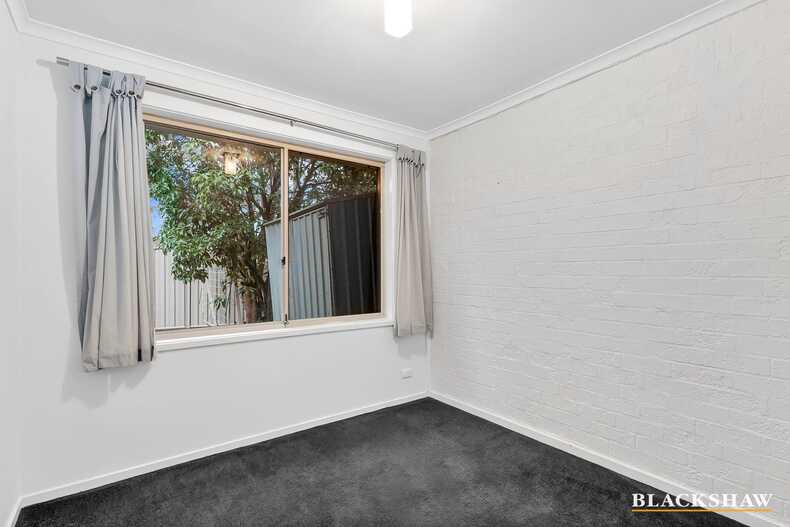 18/24 Beazley Crescent Calwell