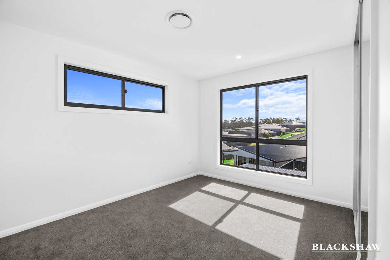 1/4 Brooke Way Sunshine Bay
