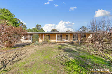 13 Lot Street Gundaroo