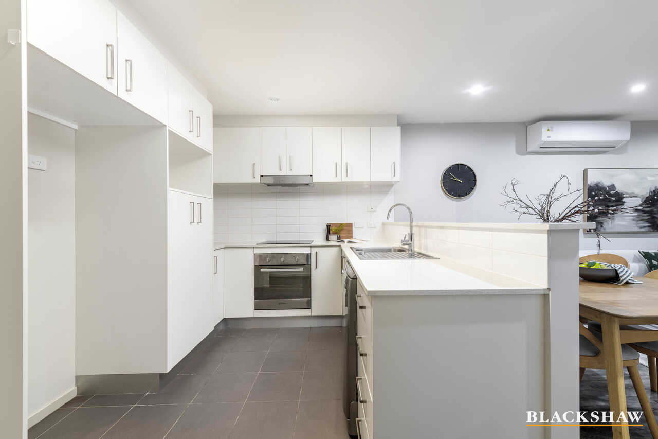 89/104 Henry Kendall Street Franklin