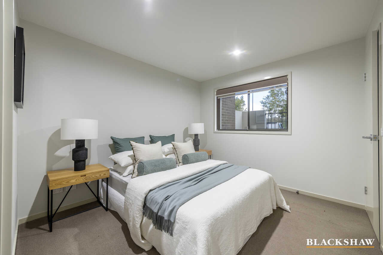 89/104 Henry Kendall Street Franklin
