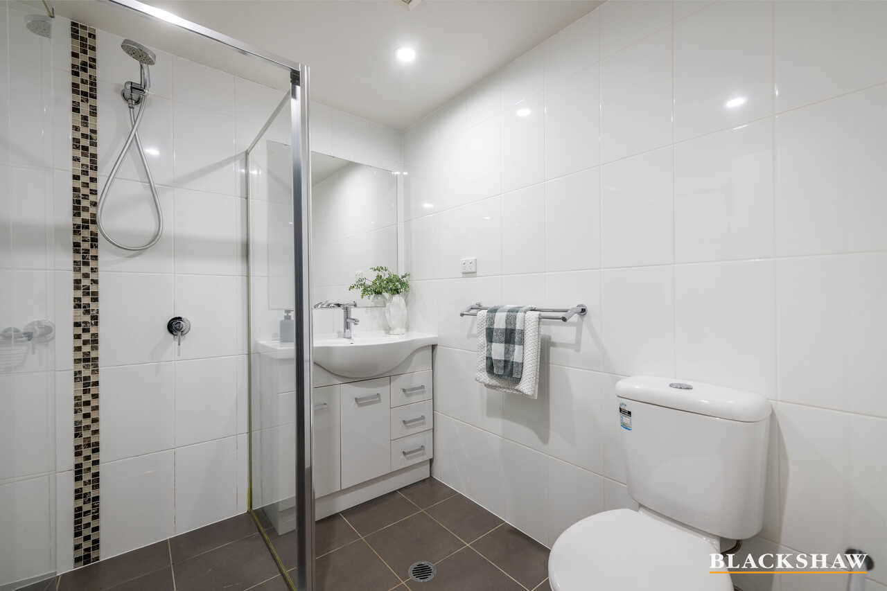 89/104 Henry Kendall Street Franklin