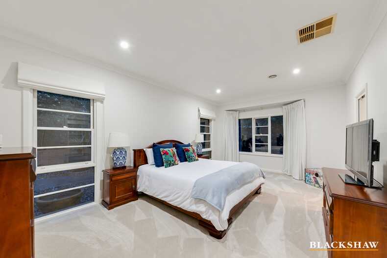20 Bannister Gardens Griffith