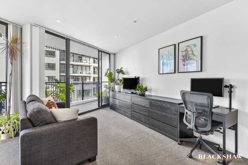 32/1 Mouat Street Lyneham