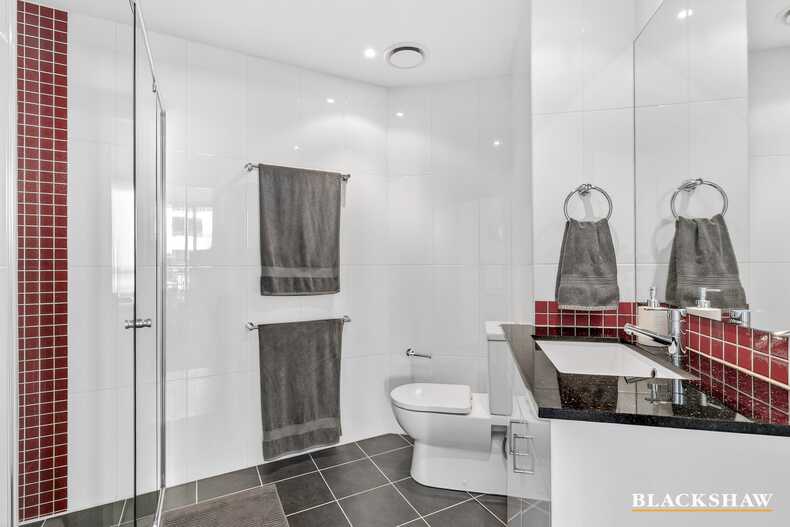 32/1 Mouat Street Lyneham