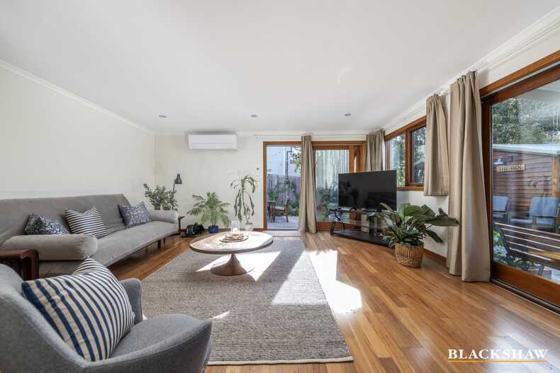 12 Cameron Street Farrer