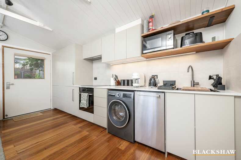 12 Cameron Street Farrer