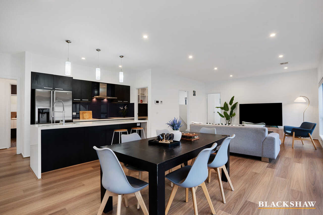7 Narrambla Terrace Lawson