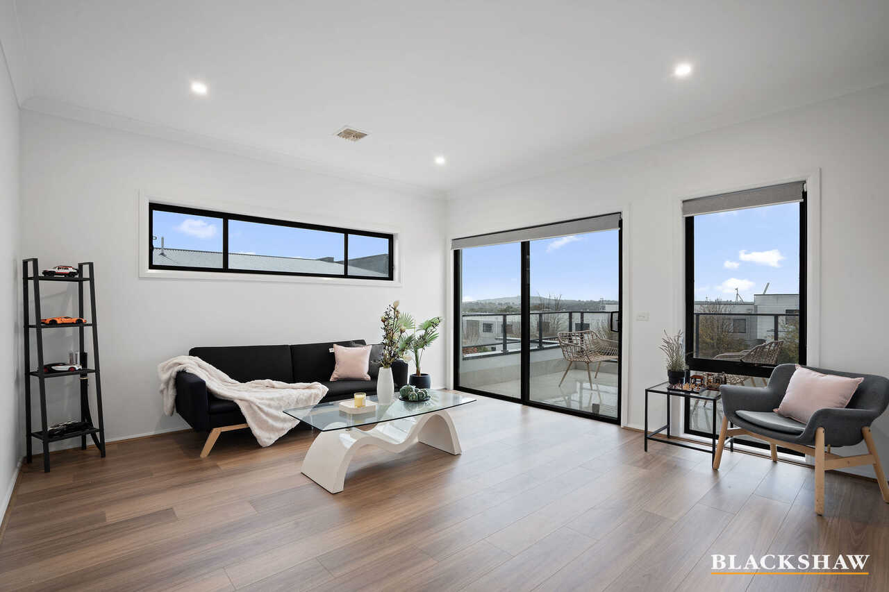 7 Narrambla Terrace Lawson