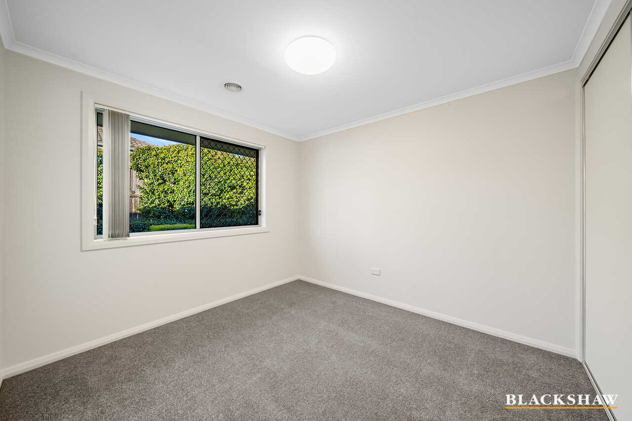 12 Donoghoe Crescent Queanbeyan