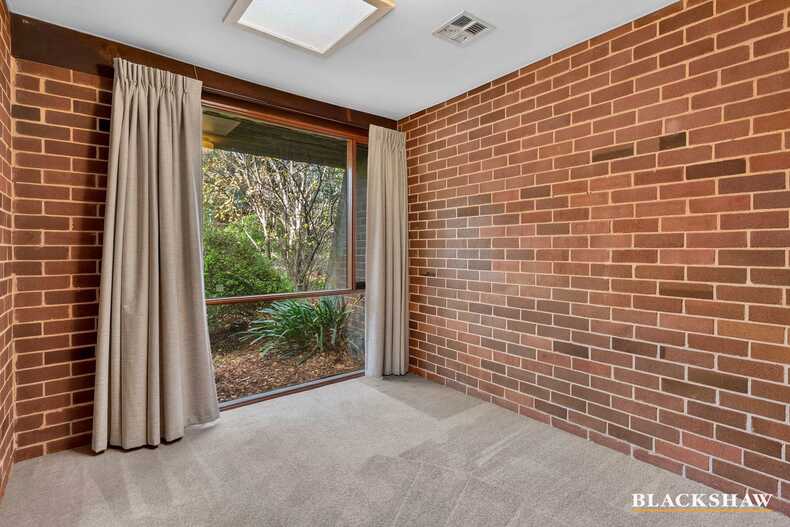 32/83 Crozier Circuit Kambah 32/83 Crozier Circuit Kambah