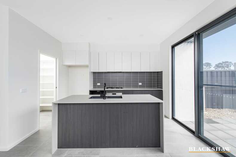 32 Bernard Heinze Avenue Moncrieff 32 Bernard Heinze Avenue Moncrieff