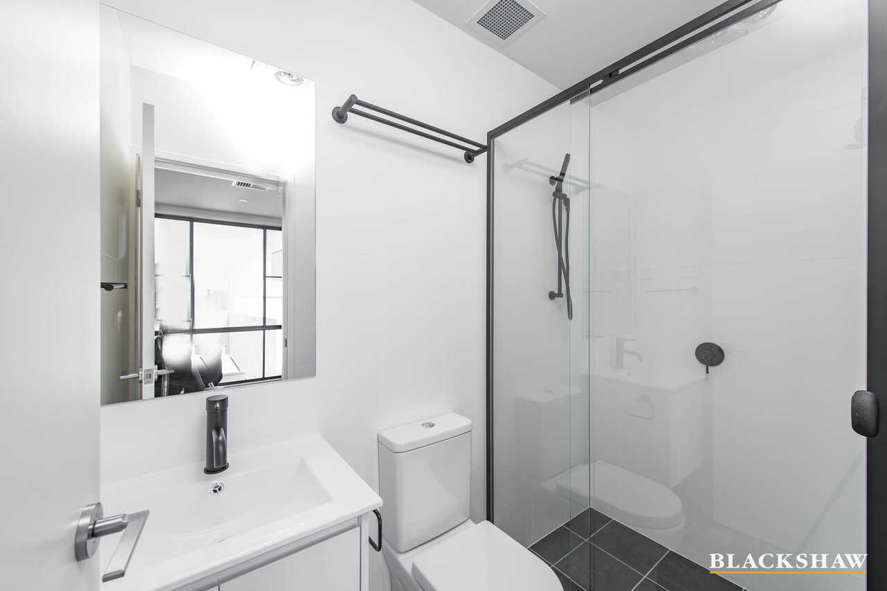 32 Bernard Heinze Avenue Moncrieff