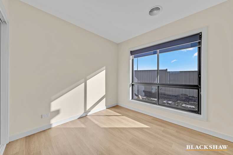 B/8 Sid Barnes Crescent Gordon