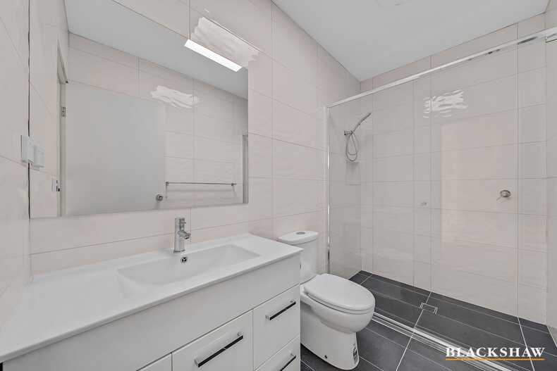 B/8 Sid Barnes Crescent Gordon