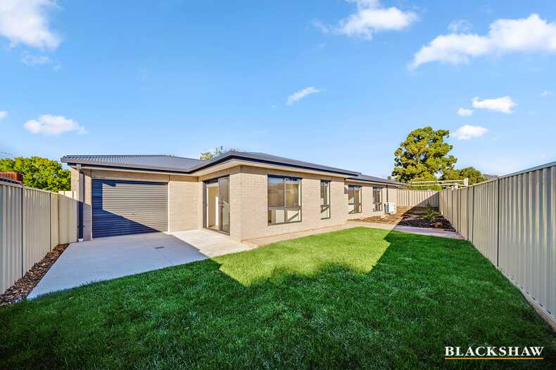 B/8 Sid Barnes Crescent Gordon