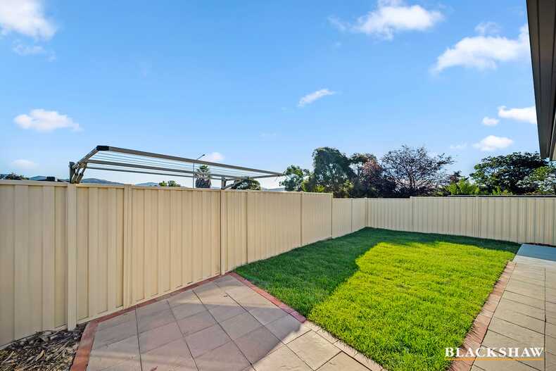 B/8 Sid Barnes Crescent Gordon