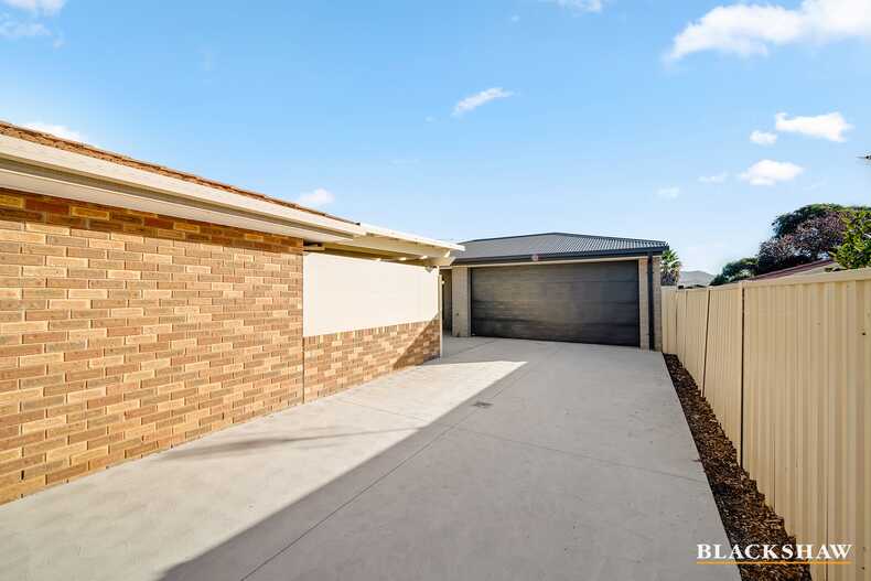B/8 Sid Barnes Crescent Gordon