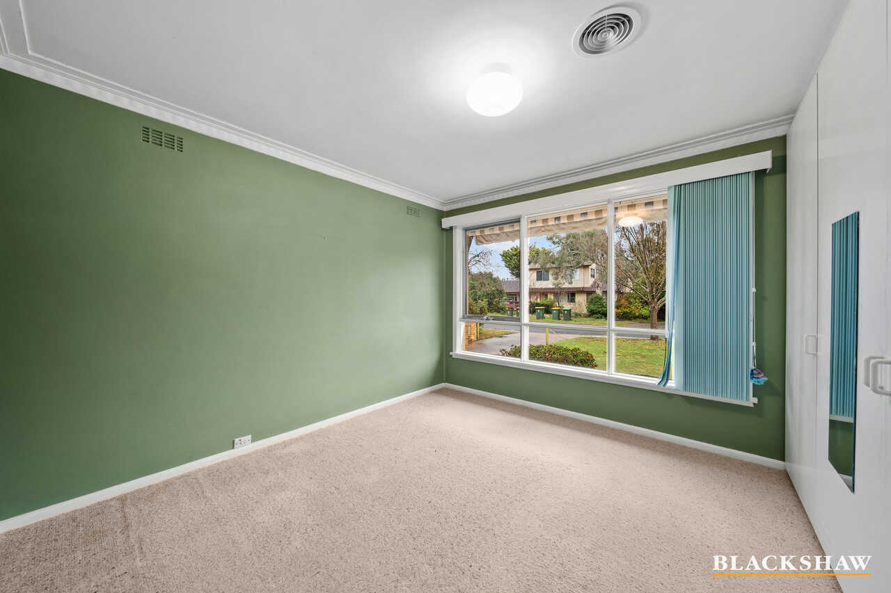 82 Atherton Street Downer