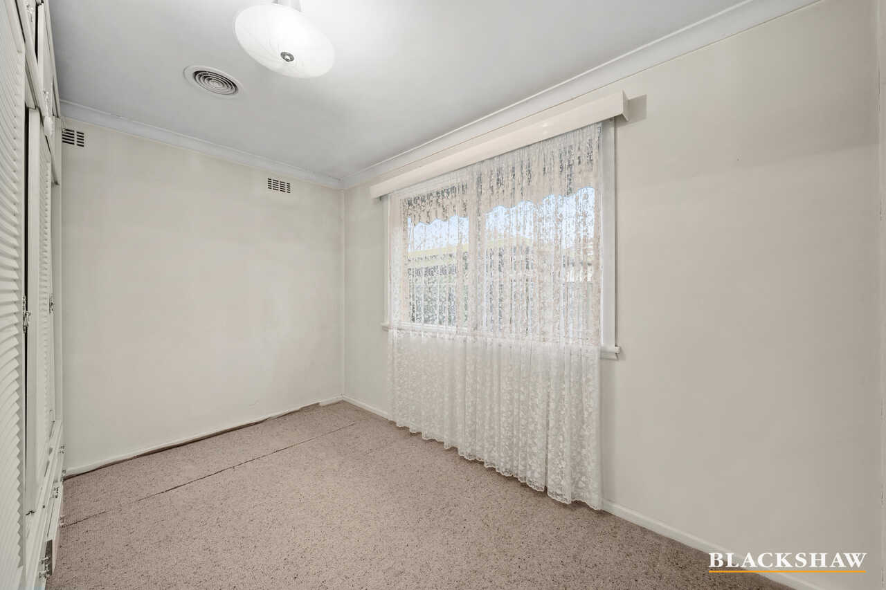 82 Atherton Street Downer