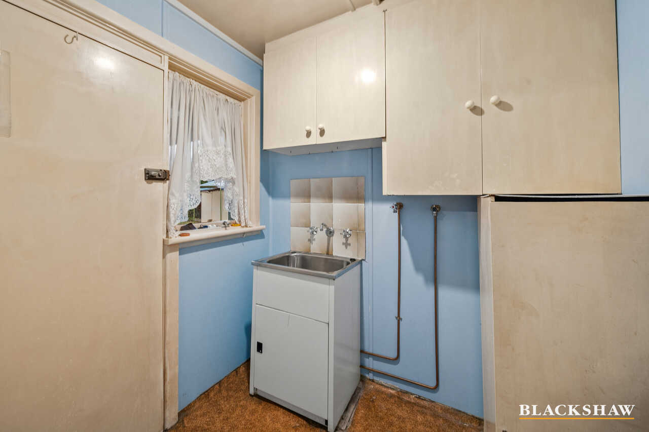 82 Atherton Street Downer