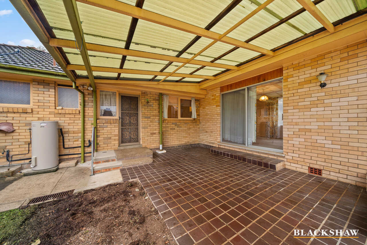 82 Atherton Street Downer
