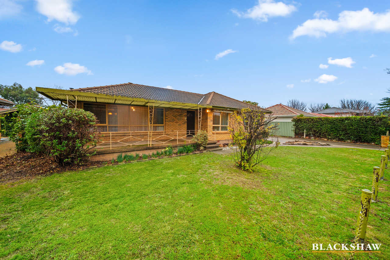 82 Atherton Street Downer