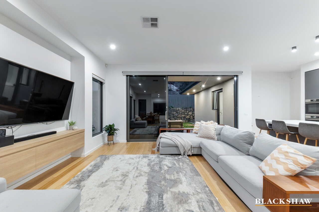 28 Bedford Street Deakin