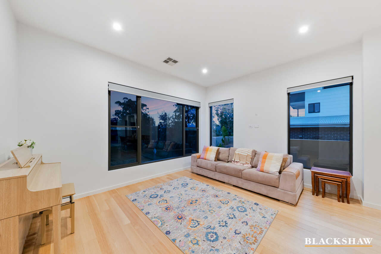 28 Bedford Street Deakin