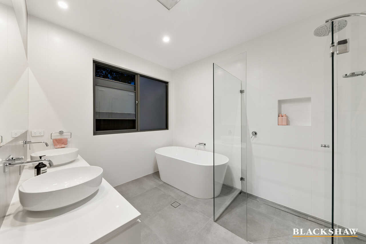 28 Bedford Street Deakin