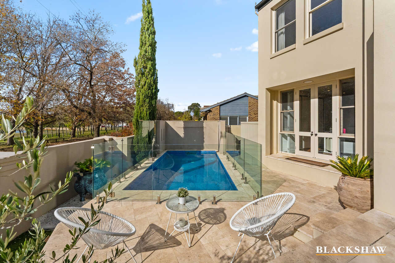 4 Brown Street Yarralumla