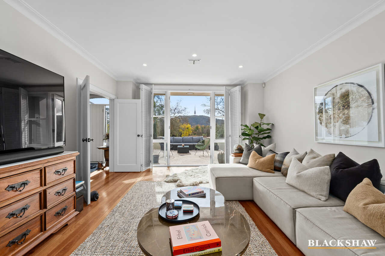 4 Brown Street Yarralumla