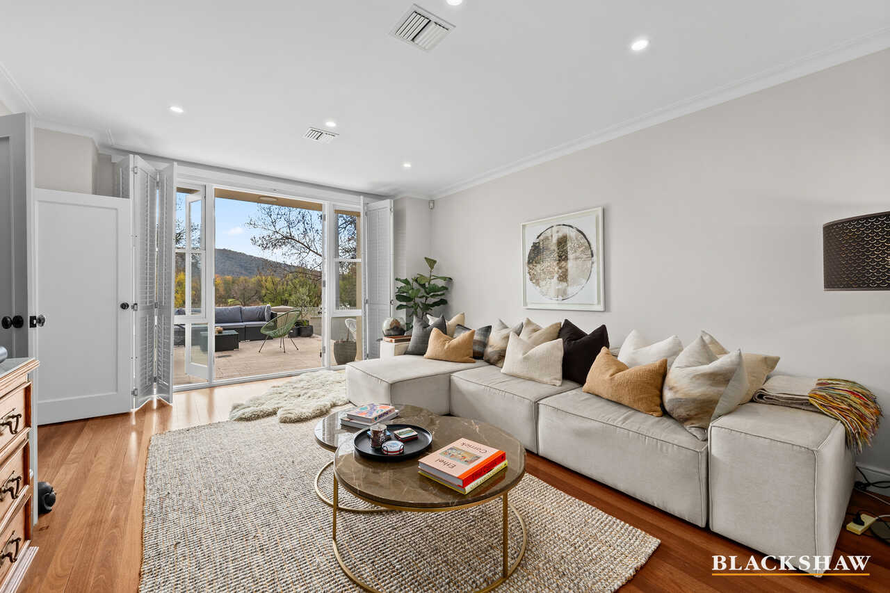 4 Brown Street Yarralumla