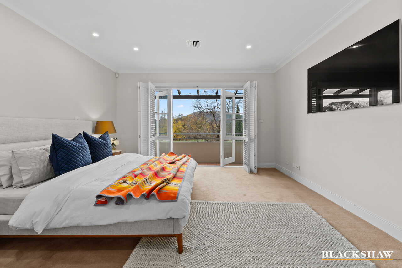 4 Brown Street Yarralumla
